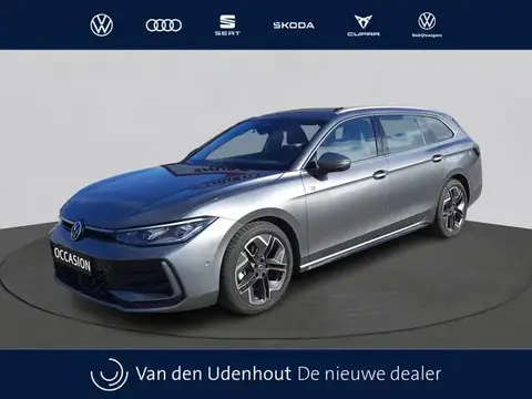 Used VOLKSWAGEN PASSAT Hybrid 2024 Ad 