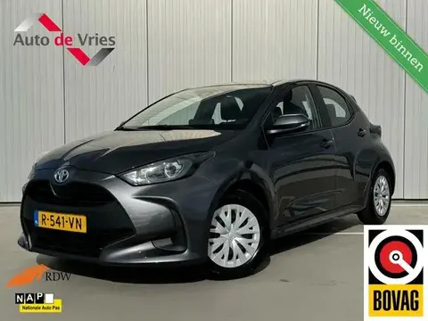 Used TOYOTA YARIS Hybrid 2022 Ad 