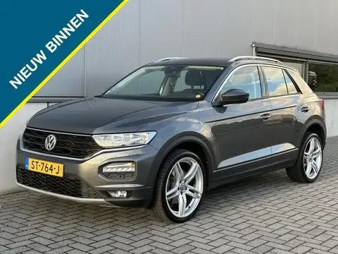 Annonce VOLKSWAGEN T-ROC Essence 2018 d'occasion 