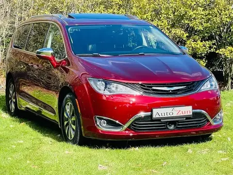 Used CHRYSLER PACIFICA Hybrid 2017 Ad 