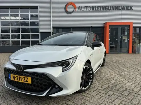 Used TOYOTA COROLLA Hybrid 2022 Ad 