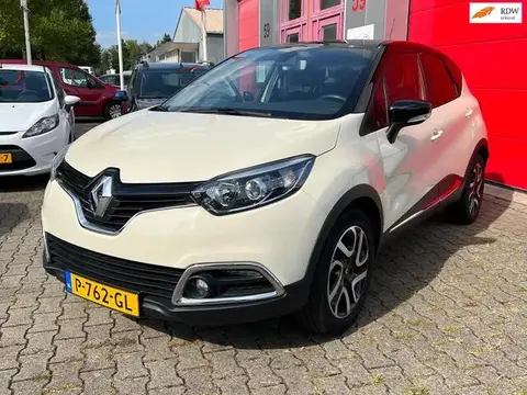 Used RENAULT CAPTUR Petrol 2015 Ad 