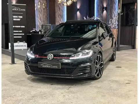 Used VOLKSWAGEN GOLF Petrol 2018 Ad 