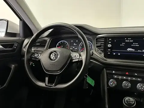 Annonce VOLKSWAGEN T-ROC Essence 2019 d'occasion 