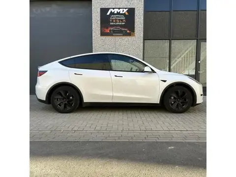 Used TESLA MODEL Y Electric 2023 Ad 