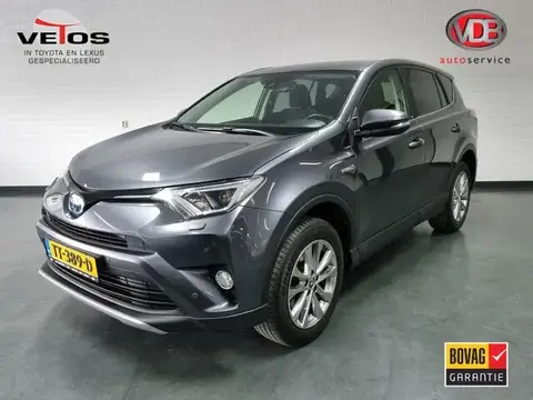 Used TOYOTA RAV4 Hybrid 2017 Ad 