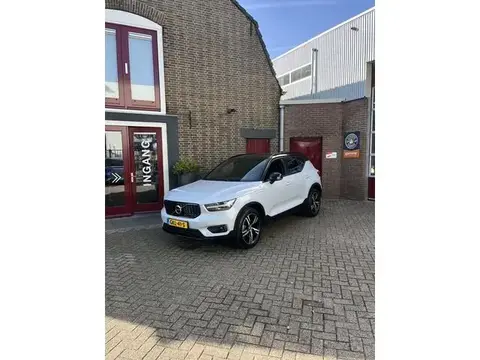 Used VOLVO XC40 Hybrid 2020 Ad 