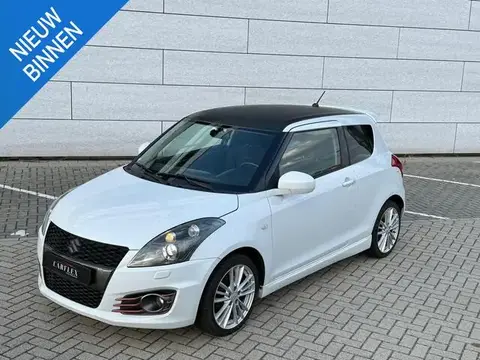 Used SUZUKI SWIFT Petrol 2015 Ad 