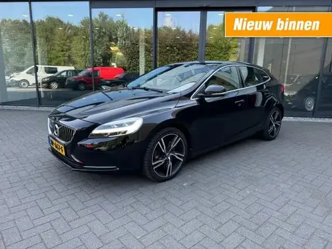 Annonce VOLVO V40 Essence 2017 d'occasion 