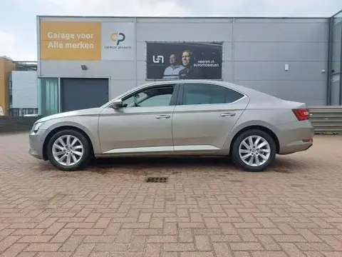 Used SKODA SUPERB Petrol 2019 Ad 