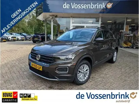 Annonce VOLKSWAGEN T-ROC Essence 2019 d'occasion 