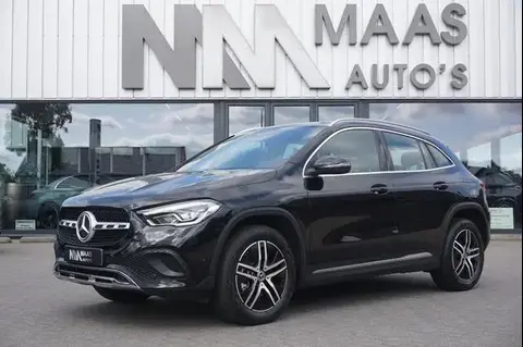 Used MERCEDES-BENZ CLASSE GLA Hybrid 2021 Ad 