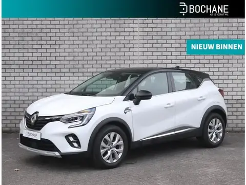 Used RENAULT CAPTUR Hybrid 2021 Ad 