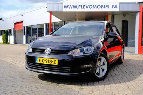 Used VOLKSWAGEN GOLF Petrol 2015 Ad 