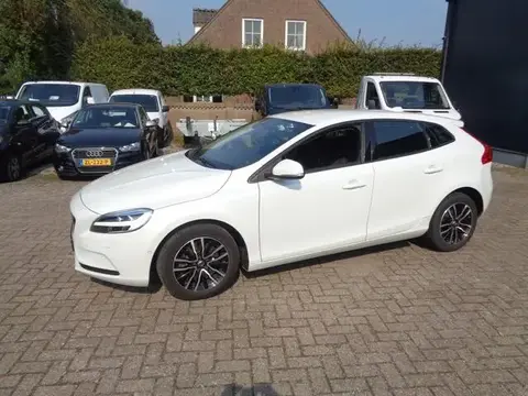 Used VOLVO V40 Petrol 2019 Ad 