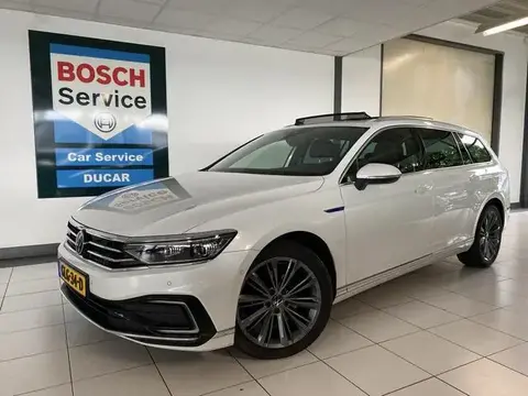 Used VOLKSWAGEN PASSAT Hybrid 2021 Ad 