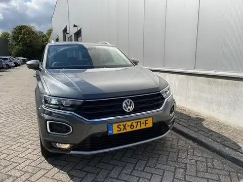 Annonce VOLKSWAGEN T-ROC Essence 2018 d'occasion 