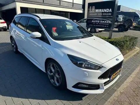 Annonce FORD FOCUS Essence 2018 d'occasion 