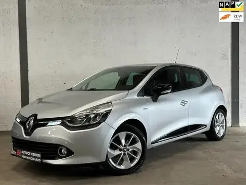 Annonce RENAULT CLIO Essence 2015 d'occasion 