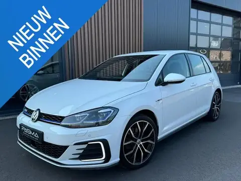 Used VOLKSWAGEN GOLF Hybrid 2019 Ad 