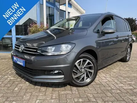 Used VOLKSWAGEN TOURAN Petrol 2018 Ad 