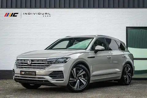 Used VOLKSWAGEN TOUAREG Hybrid 2021 Ad 