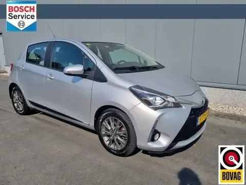 Used TOYOTA YARIS Hybrid 2018 Ad 