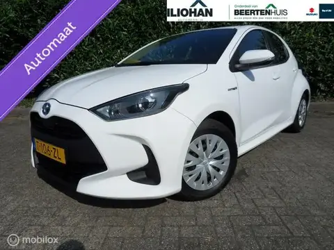 Used TOYOTA YARIS Hybrid 2021 Ad 