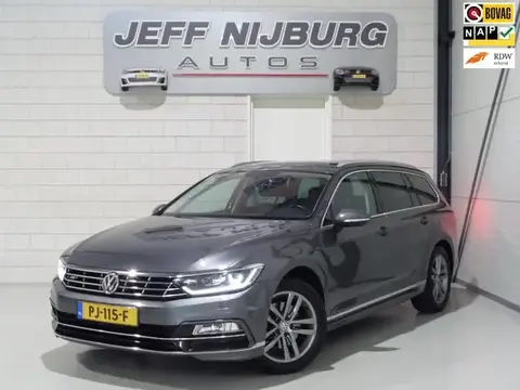 Used VOLKSWAGEN PASSAT Petrol 2017 Ad 