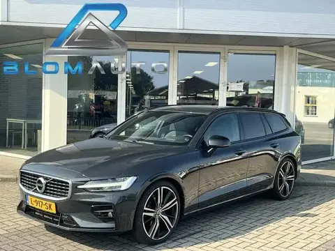 Annonce VOLVO V60 Essence 2019 d'occasion 