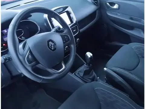 Used RENAULT CLIO Petrol 2018 Ad 