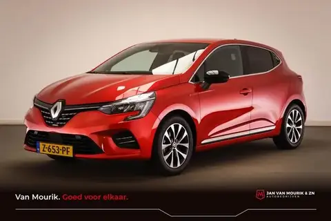 Used RENAULT CLIO Hybrid 2023 Ad 