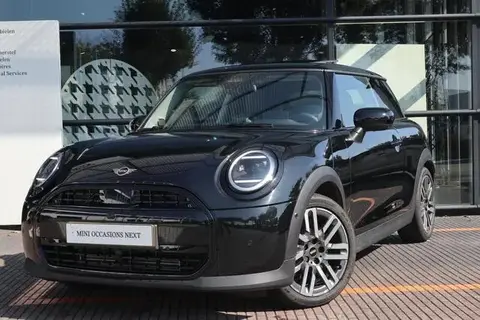 Used MINI COOPER Petrol 2024 Ad 