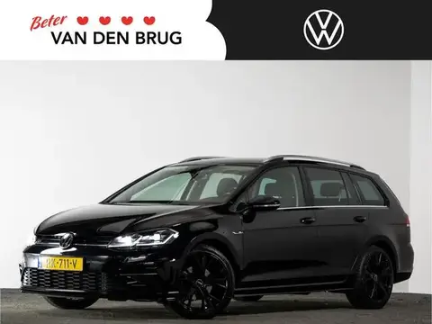 Used VOLKSWAGEN GOLF Petrol 2017 Ad 