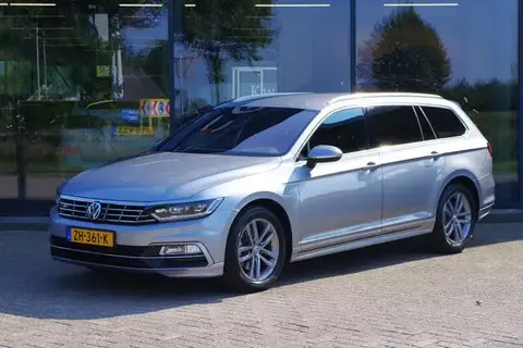 Annonce VOLKSWAGEN PASSAT Essence 2019 d'occasion 