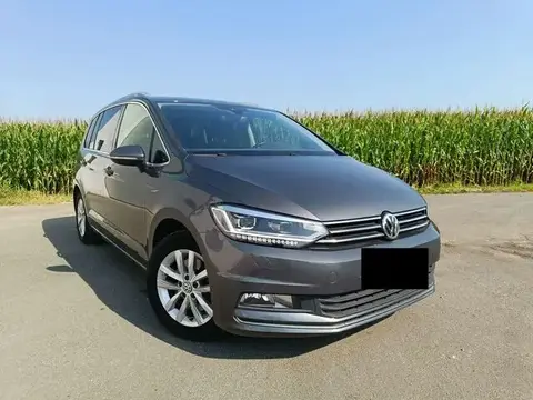 Used VOLKSWAGEN TOURAN Petrol 2017 Ad 