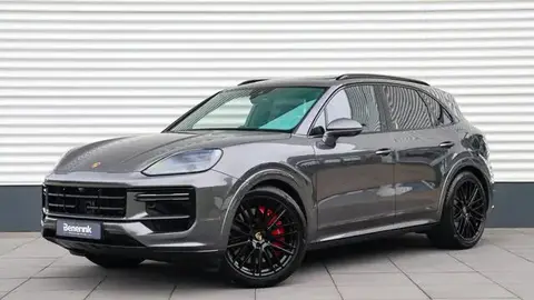 Used PORSCHE CAYENNE Hybrid 2024 Ad 