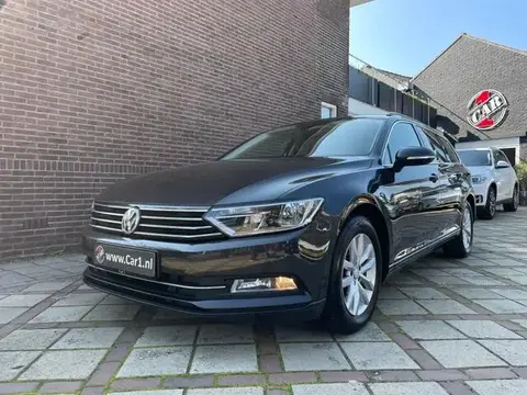 Annonce VOLKSWAGEN PASSAT Essence 2018 d'occasion 