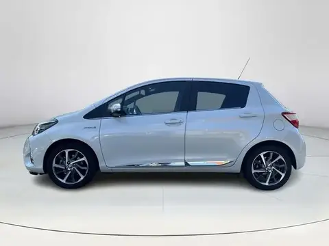 Used TOYOTA YARIS Hybrid 2017 Ad 