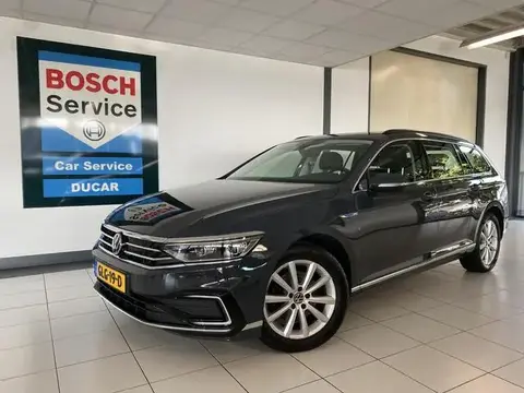 Used VOLKSWAGEN PASSAT Hybrid 2020 Ad 