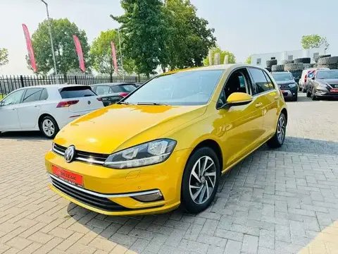 Used VOLKSWAGEN GOLF Petrol 2018 Ad 