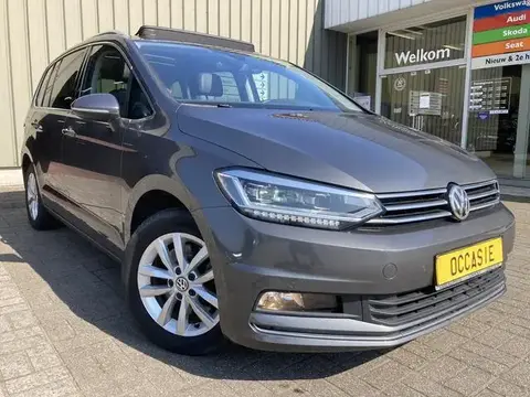 Used VOLKSWAGEN TOURAN Petrol 2019 Ad 