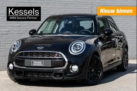 Used MINI COOPER Petrol 2018 Ad 