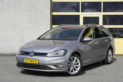 Used VOLKSWAGEN GOLF Petrol 2019 Ad 