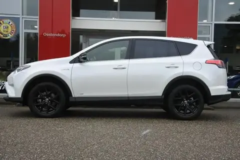 Used TOYOTA RAV4 Hybrid 2018 Ad 