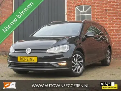 Used VOLKSWAGEN GOLF Petrol 2017 Ad 