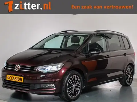 Used VOLKSWAGEN TOURAN Petrol 2018 Ad 