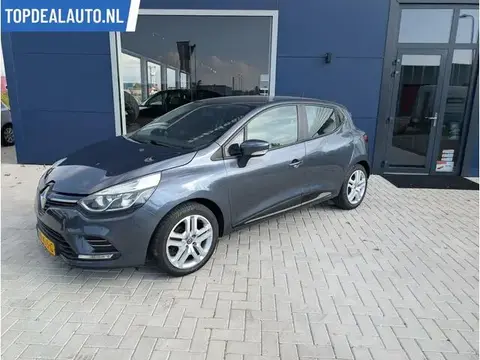 Used RENAULT CLIO Petrol 2017 Ad 