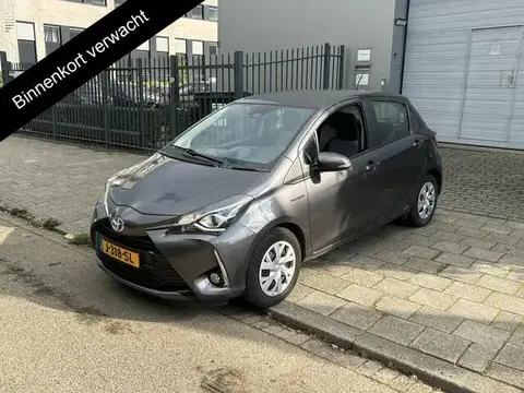 Used TOYOTA YARIS Hybrid 2018 Ad 