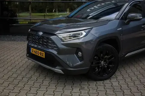 Used TOYOTA RAV4 Hybrid 2021 Ad 